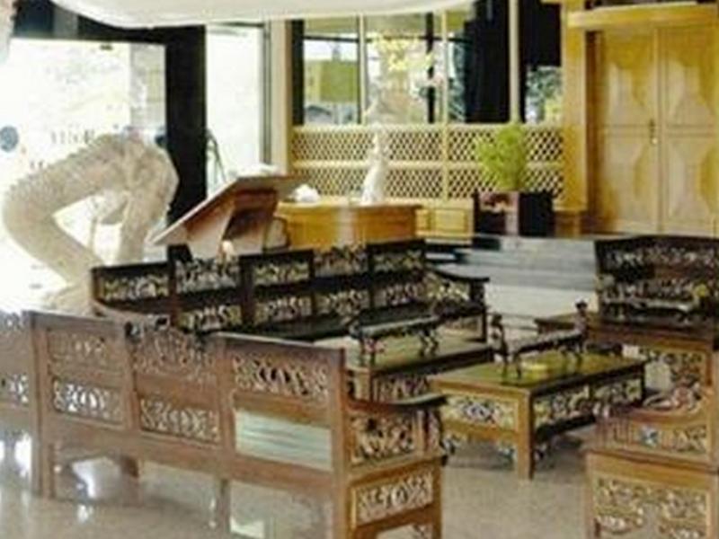 Satelit Hotel Surabaya Bagian luar foto